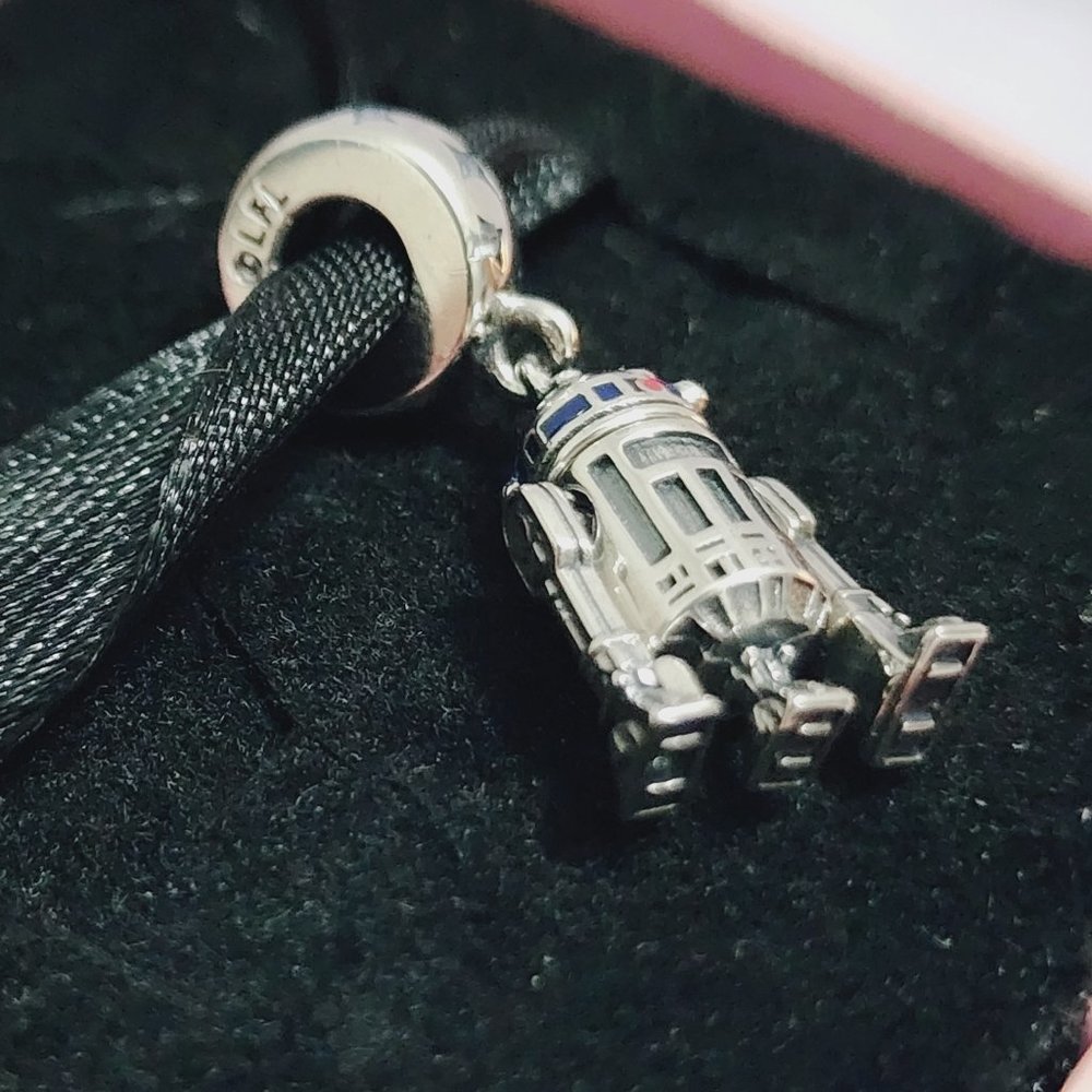PANDORA Star Wars R2-D2 Dangle Charm - Picture 2 of 2